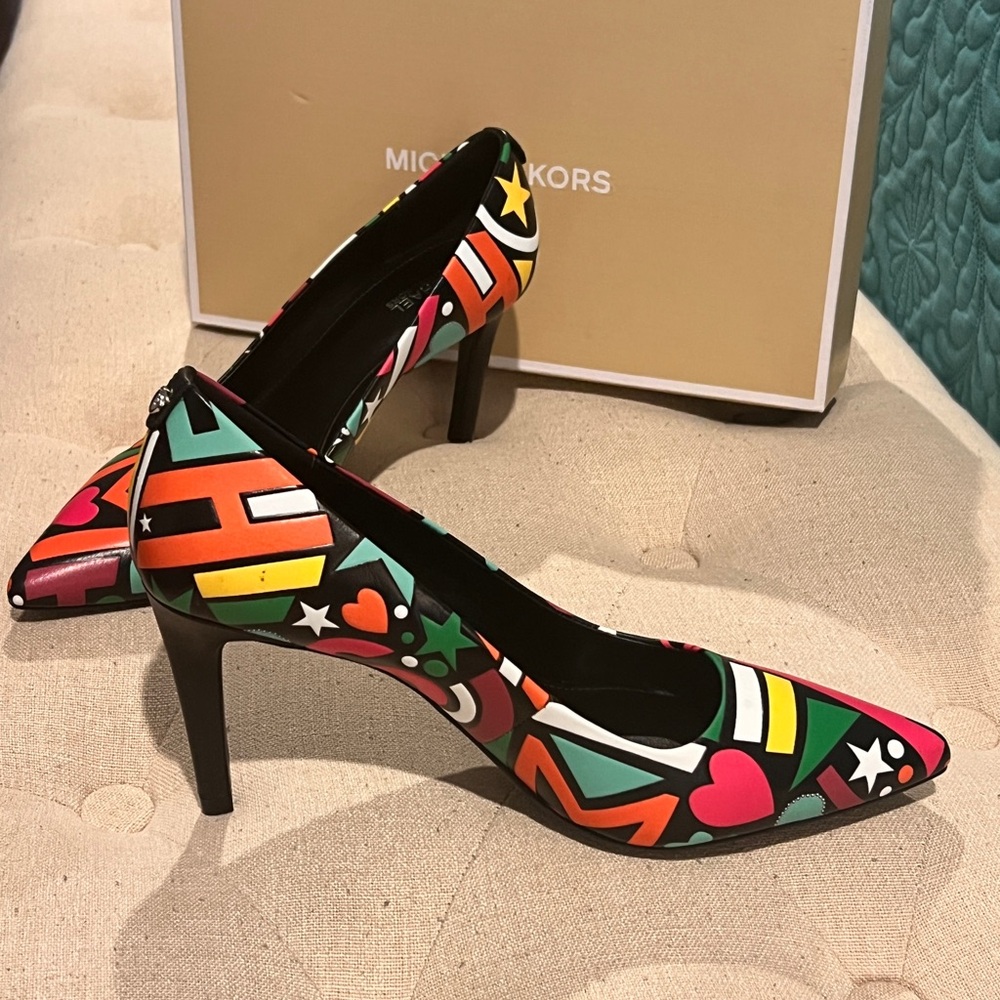 Michael Kors DorothyFlex Pumps